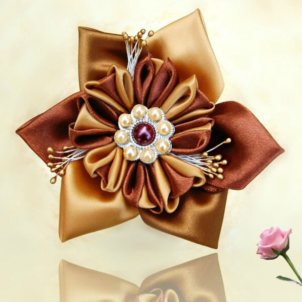 brown flower brooch