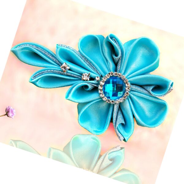 Turquoise brooch