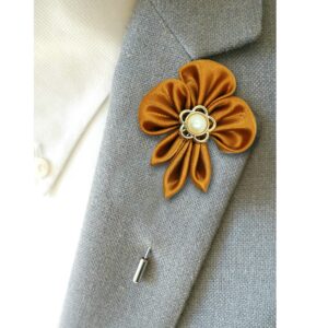 Peanut Brown Fleur de Lis Groom’s Boutonniere, Men’s Flower Lapel Pin