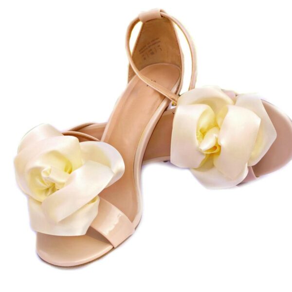 Ivory flower shoe clips