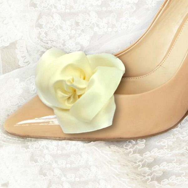 flower bridal shoe clips