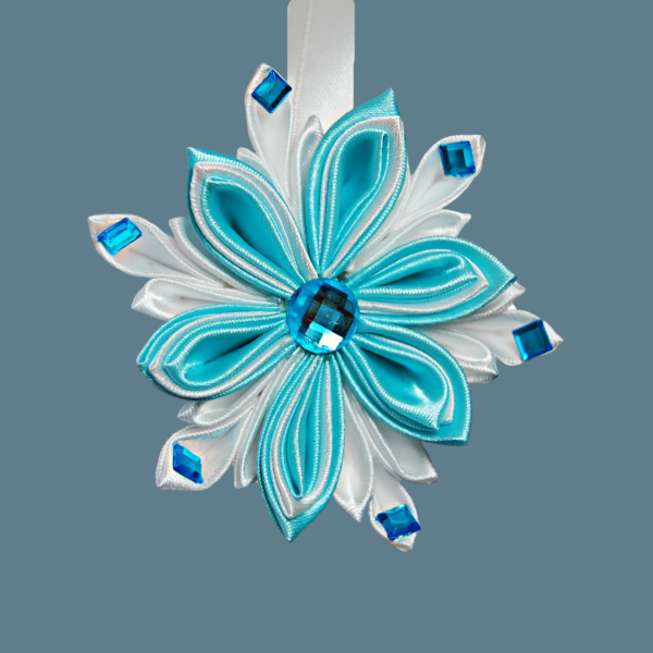 snowflake_tree_decoration