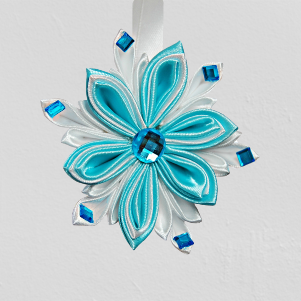 snowflake_tree_decoration teal blue