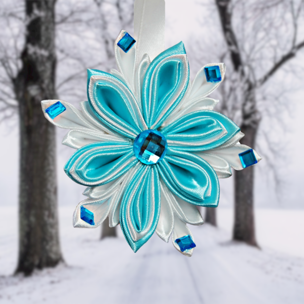 snowflake_tree_decoration at winter