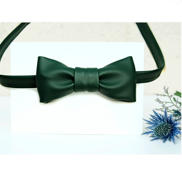 green bowtie