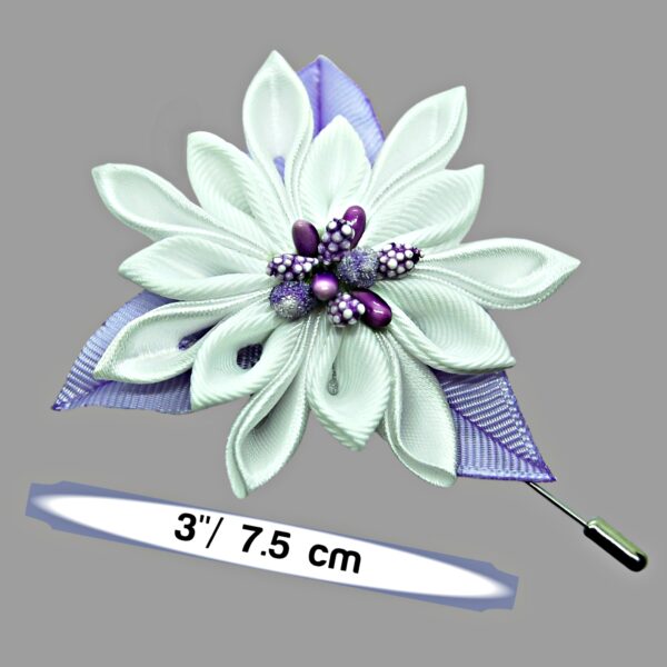 Austrian Edelweiss brooch size