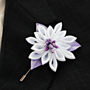 Edelweiss flower men’s lapel pin white lilac, Kanzashi flower lapel pin, Winter wedding men’s boutonniere