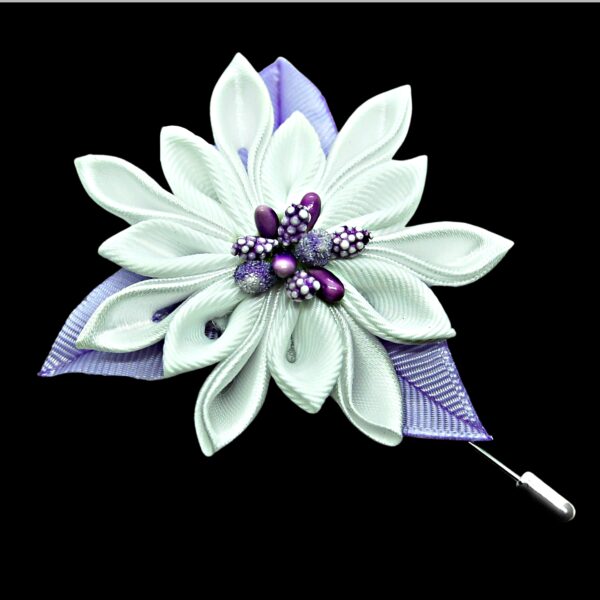 white lilac flower men's boutonniere