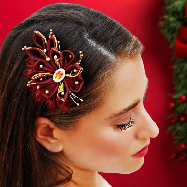 a woman wearing Christmas hair clip