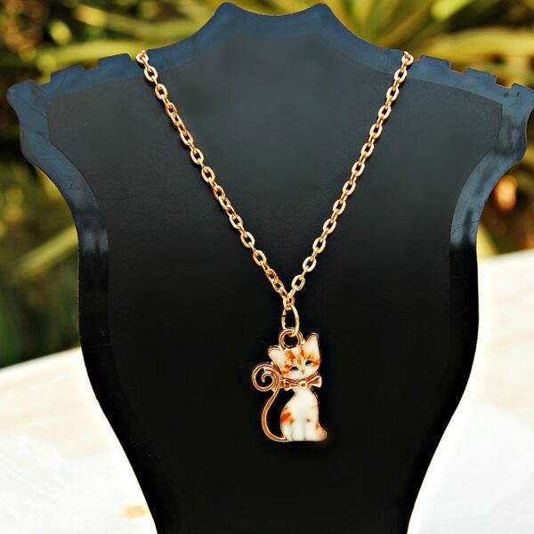 cat charm necklace