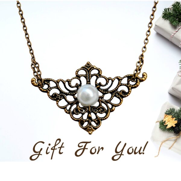 filigree pendant necklace