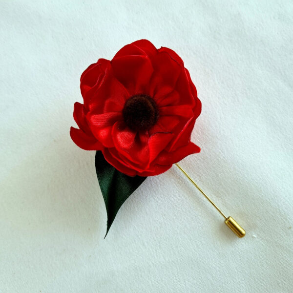 Red Poppy lapel pin