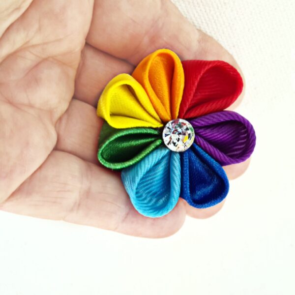 rainbow lapel pin